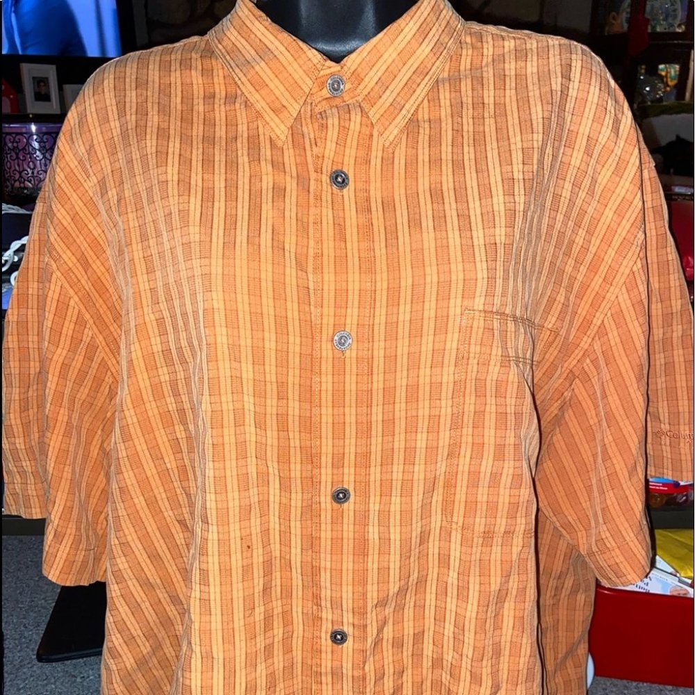 Columbia Button Up Short Sleeve